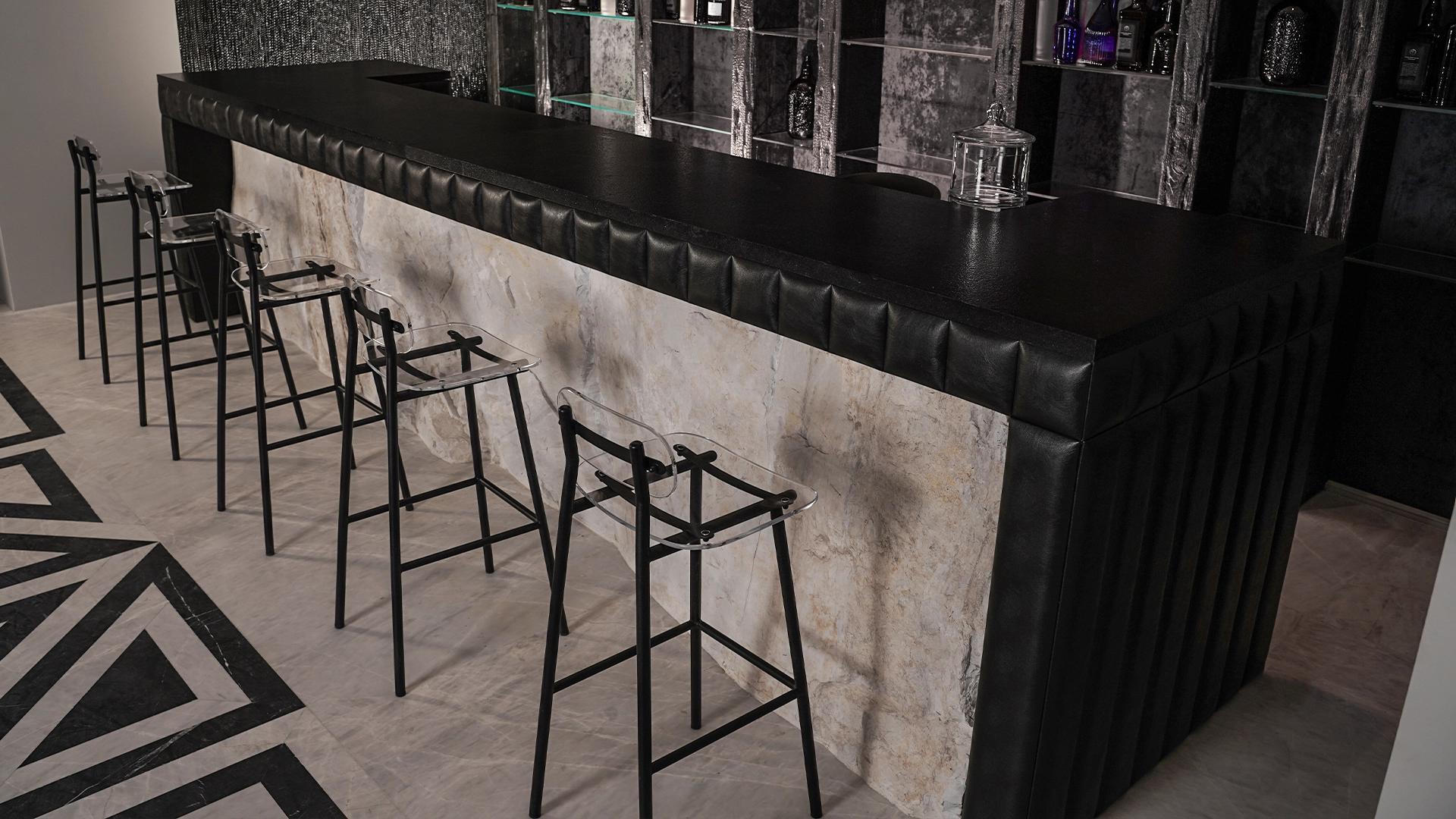 products | Furnitures | crust