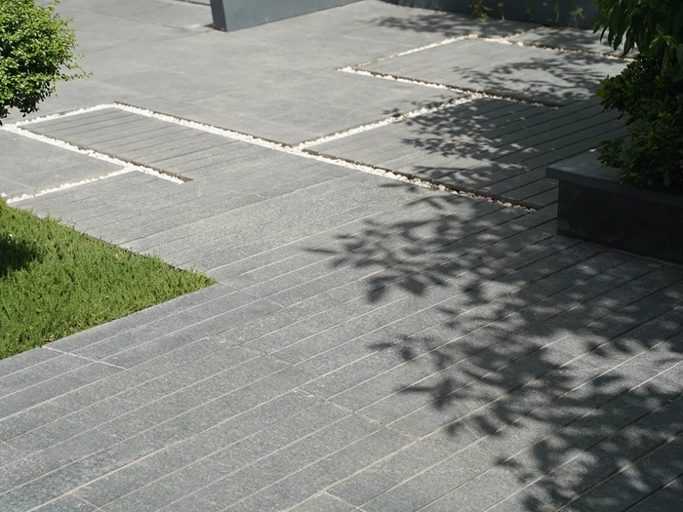 Why Natanz Black Granite Is a Top Choice for Professional Architects | بلاگ